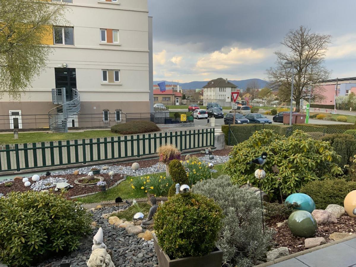 Le Nid Fleuri De Cravanche Buitenkant foto